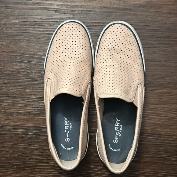 Sperry Slip on Sneakers in Light Pink - Size 8.5 - Picture 2 of 7